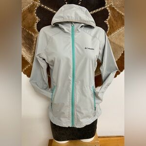 Columbia Ultra LightWeight Sports Jogging Jacket